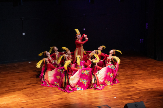 HKU hosts “Colorful Breeze” Chinese Ethnic Minority Arts Night